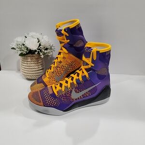 🔥 Deadstock Kobe 9 Elite “Team Showtime” 🔥